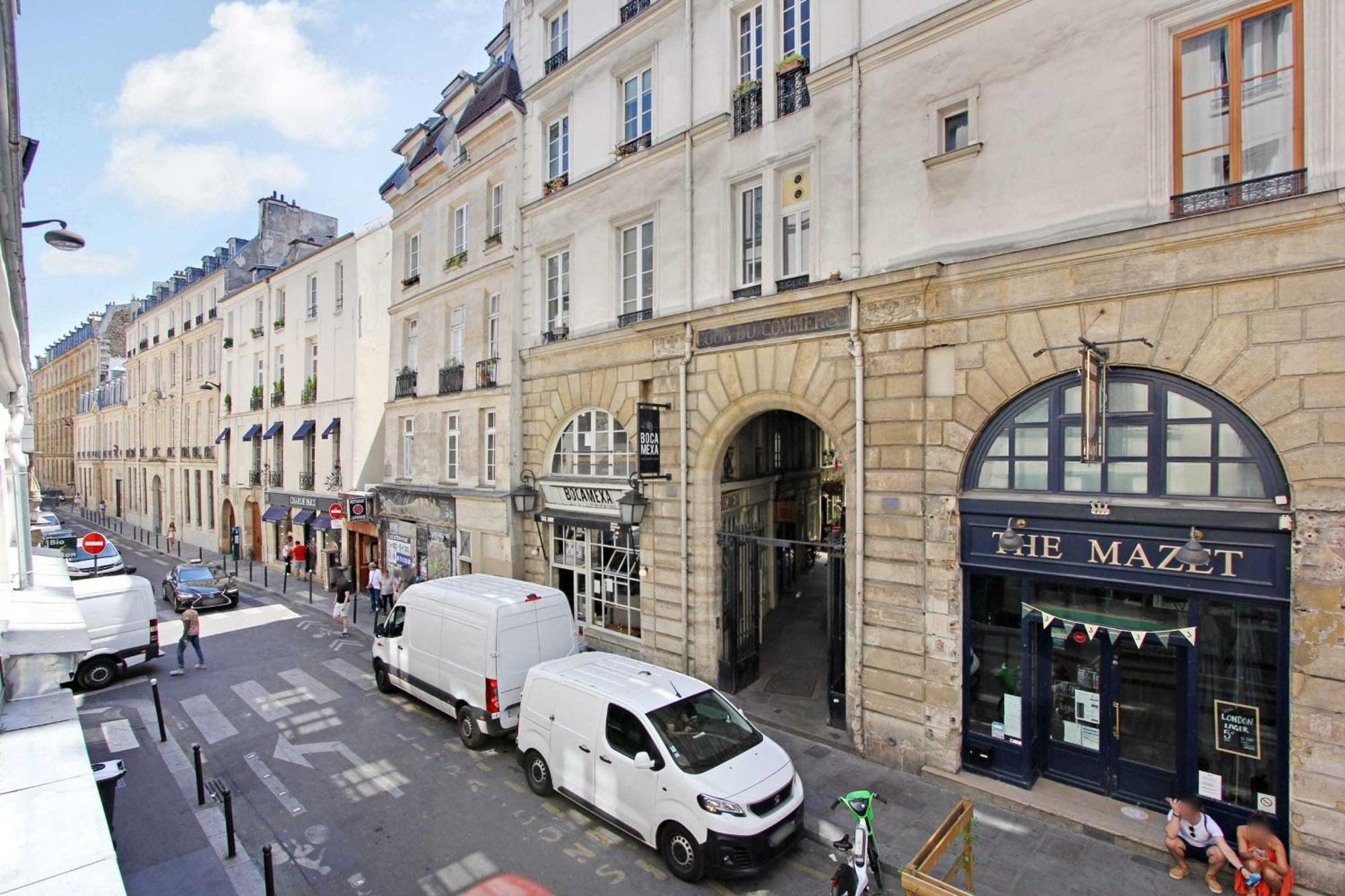 Beautiful Studio In The Heart Of The Latin Quarter Daire Paris Dış mekan fotoğraf